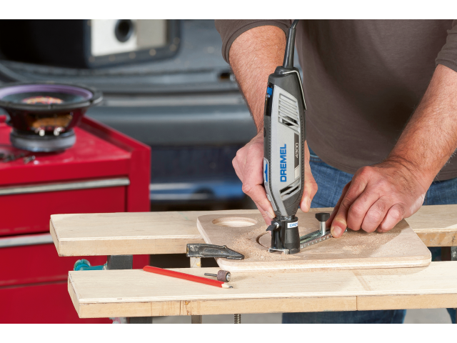 Ravni in krožni rezkar Dremel (678), 26150678JB